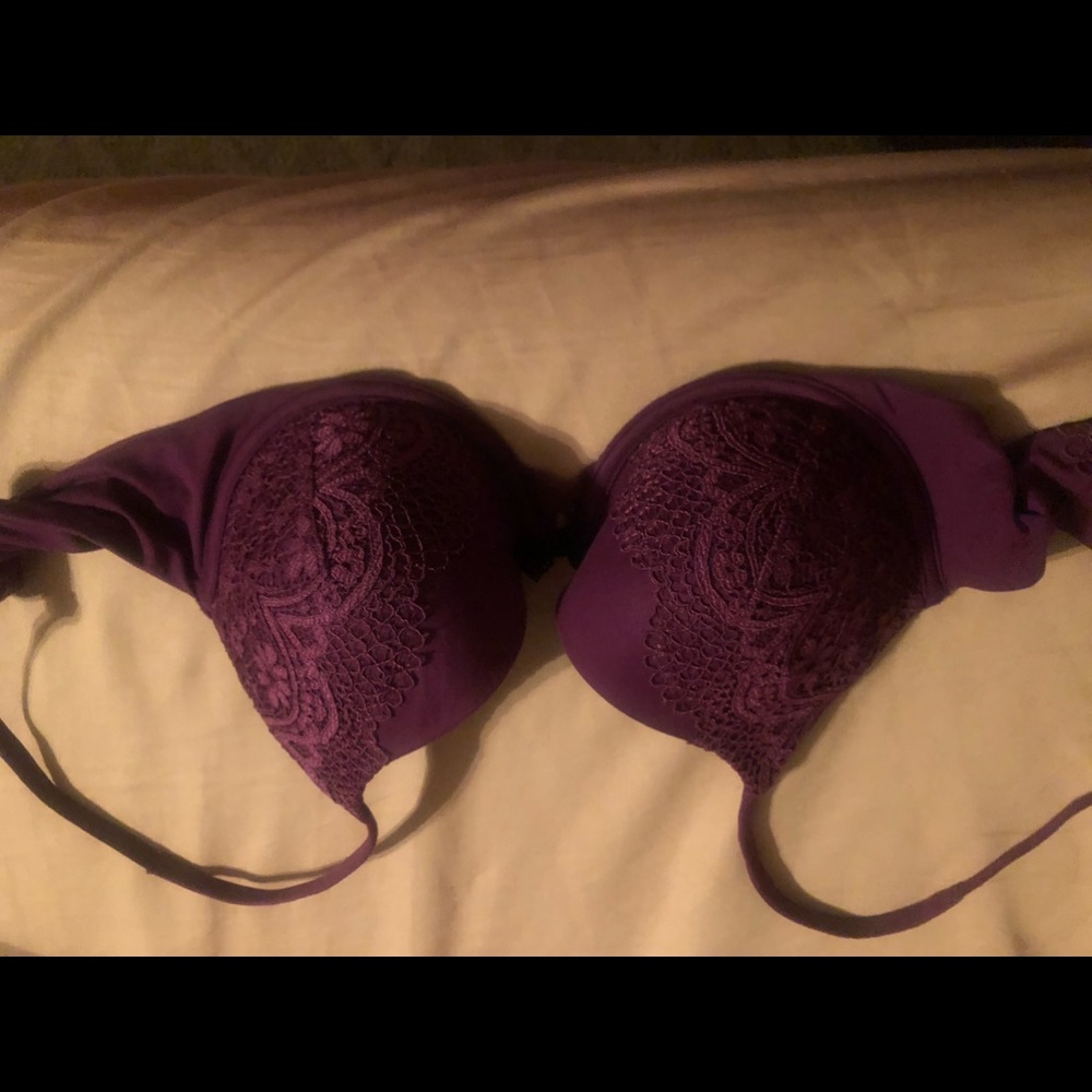 Victoria’s Secret bra